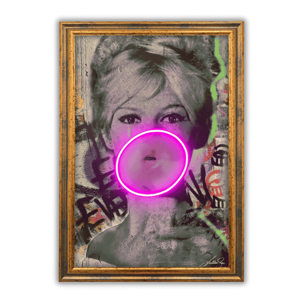 Brigitte Bardot Bubble V.2 | Led Wall Art
